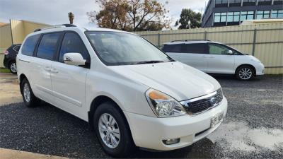 2011 KIA GRAND CARNIVAL Si 4D WAGON VQ MY12 for sale in Blair Athol